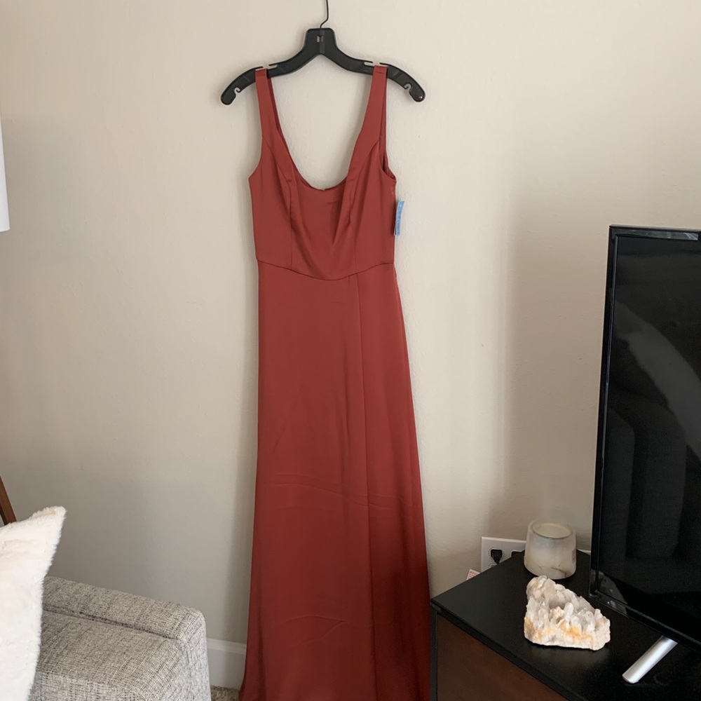 NWT Cinnamon David’s Bridal Scoop Neck Dress